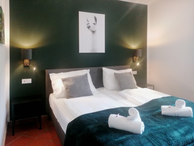 Schlafzimmer 2 mit Doppelbett 180x200cm