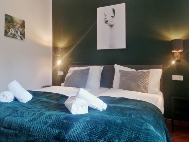 Schlafzimmer 2 mit Doppelbett 180x200cm