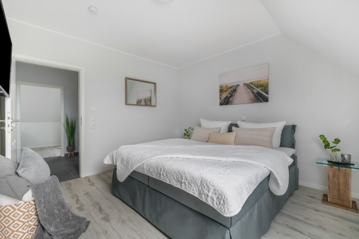 Blick in ein Schlafzimmer im OG