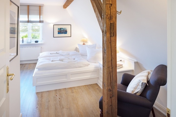 Schlafzimmer eins im 1 OG
