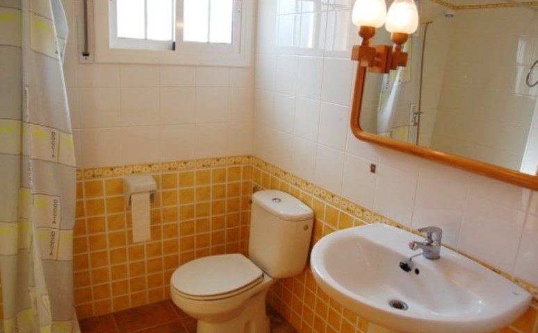 Badezimmer 1