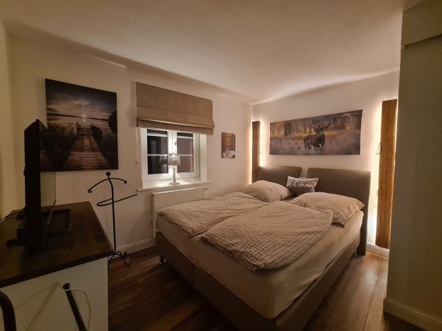 Schlafzimmer 2  - Bett 160 x 200    Bad en Suite