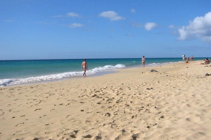 Kilometerlanger Familien-Badestrand in Riumar