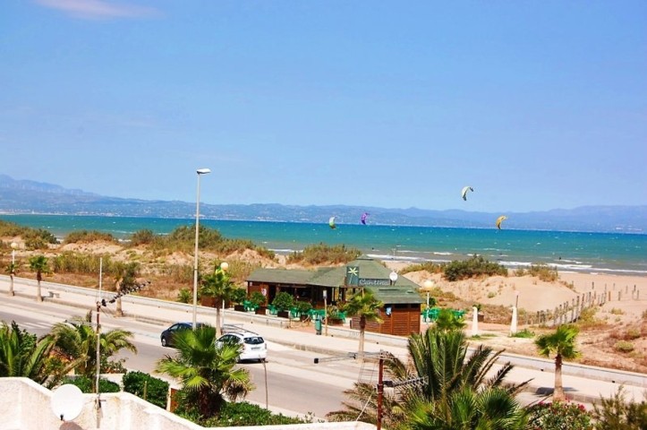 Blick auf die Dünen und das Meer 