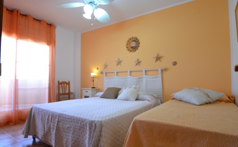 Schlafzimmer 4
