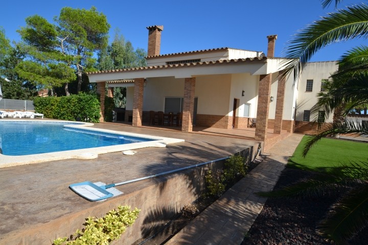 Villa Benifer mit Privatpool