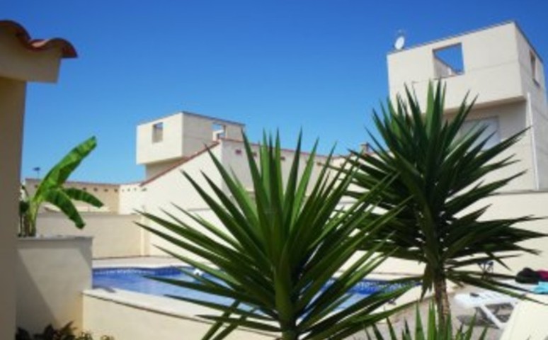 DHH  Vista Mar 1 und Vista Mar 2 mit Pool