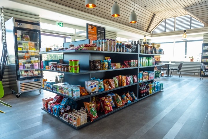 es gibt einen kleinen Parkshop