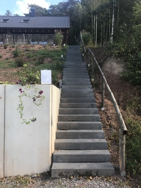 Treppenaufgang zum Haus