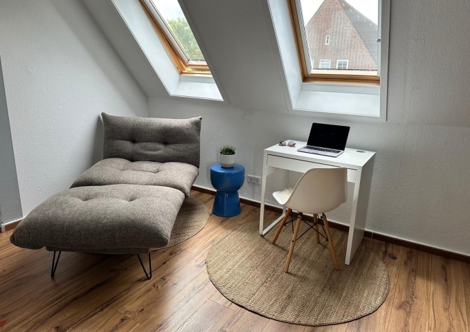 Eingangsbereich mit Arbeitsecke