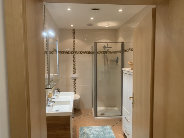 Dusche, WC 
