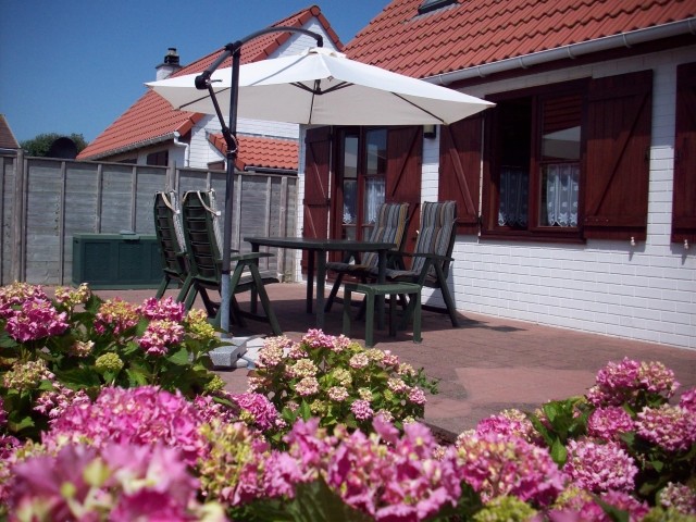 Fischerhaus Olivia mit Sicht auf die Dünen