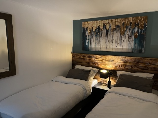 Schlafzimmer 2 mit Ankleide