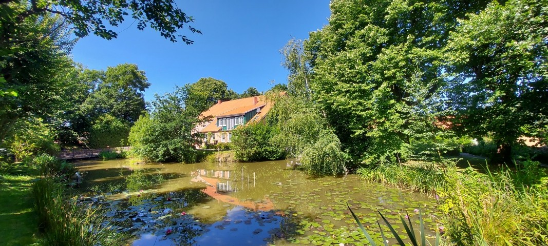 Haus / See