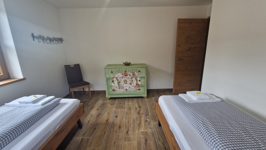 Schlafzimmer 2
