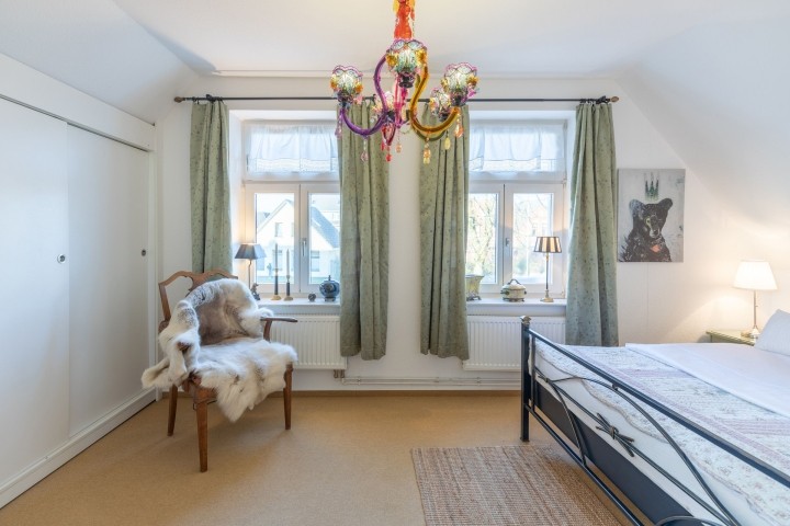 Schlafzimmer 1 