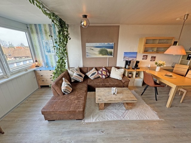 Wohnzimmer mit Schlafsofa