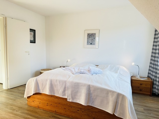 Schlafzimmer 1