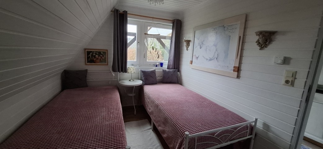 Schlafzimmer unten