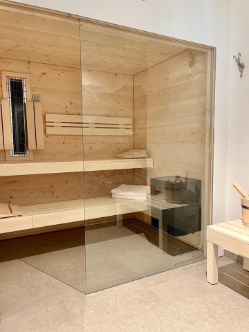 Wellness-Bereich: Finnische Sauna und Infrarot