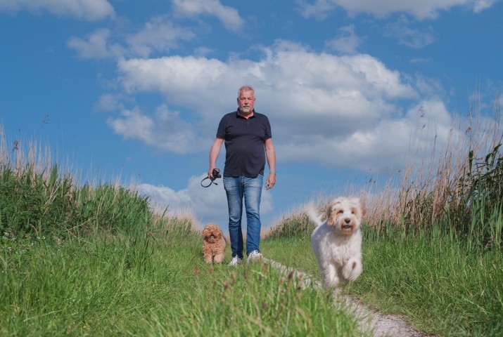 mit Hund spazieren