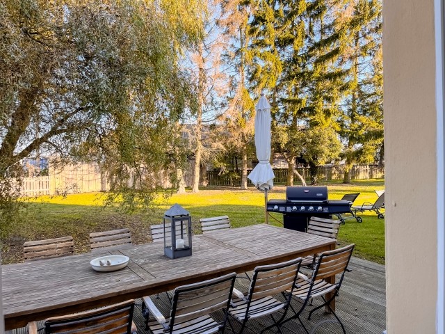 Terrasse mit Grill 