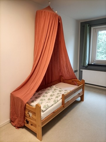 Kinderbett (70cmx160cm)