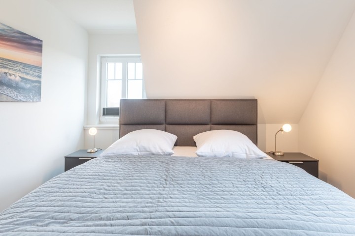 Schlafzimmer-1 