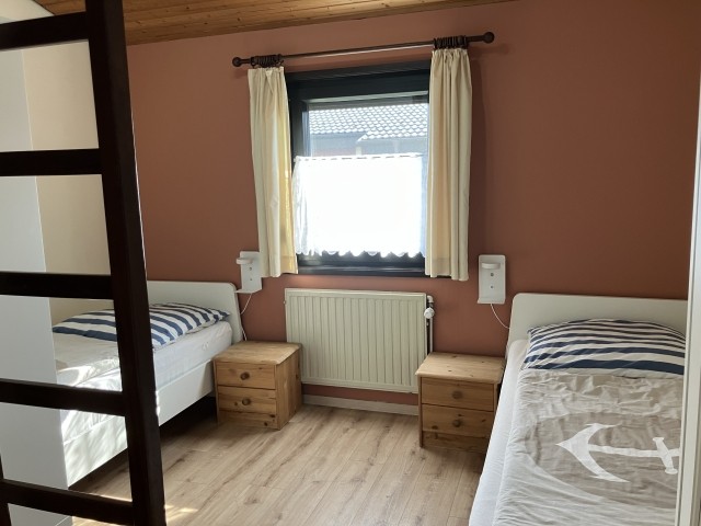 2. Schlafzimmer