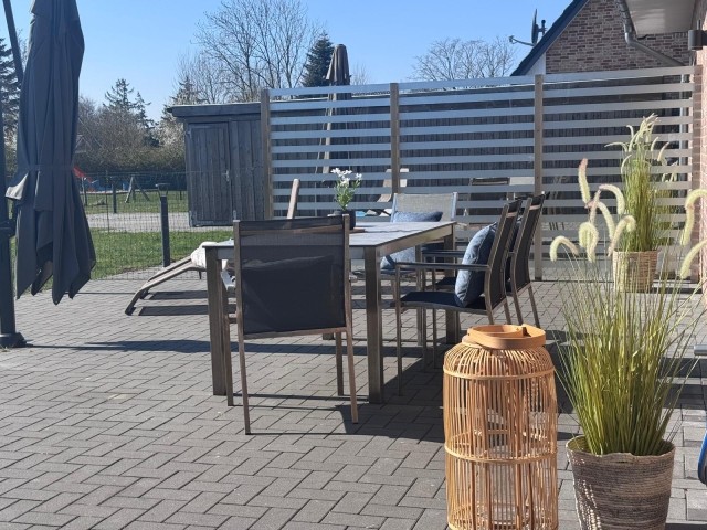 große Süd-Terrasse