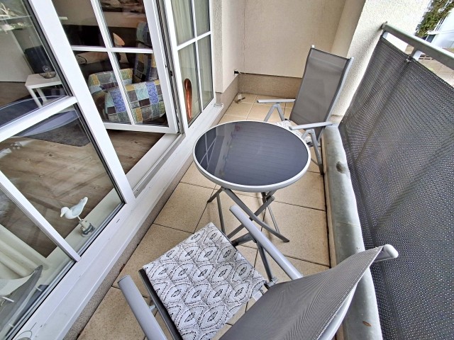 möblierter Balkon