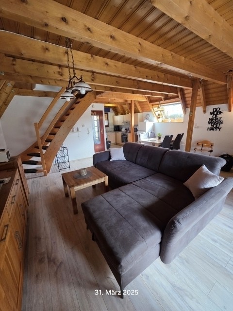 Wohnzimmer, gemütliches Sofa