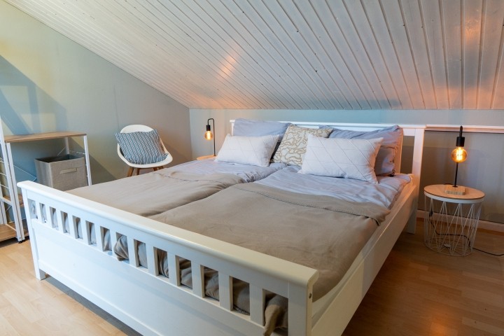 Schlafzimmer 1 mit Doppelbett