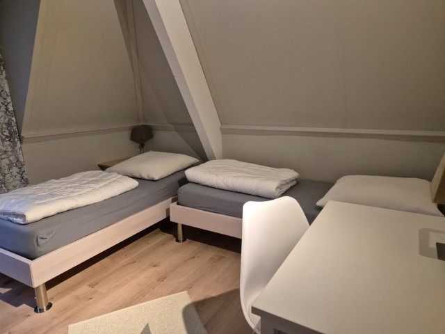 Schlafzimmer 2
