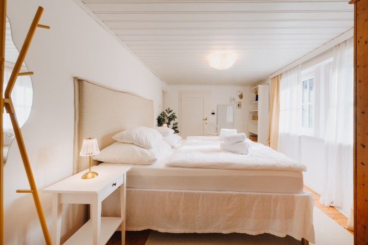 Schlafzimmer 2