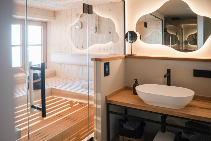 Badezimmer mit Sauna