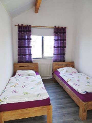 Schlafzimmer im OG mit 2 Einzelbetten