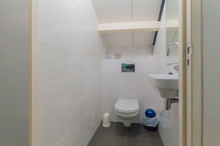 Separate Toilette