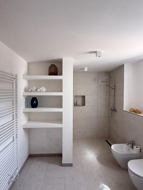 Ensuite Bad neben Schlafzimmer 1