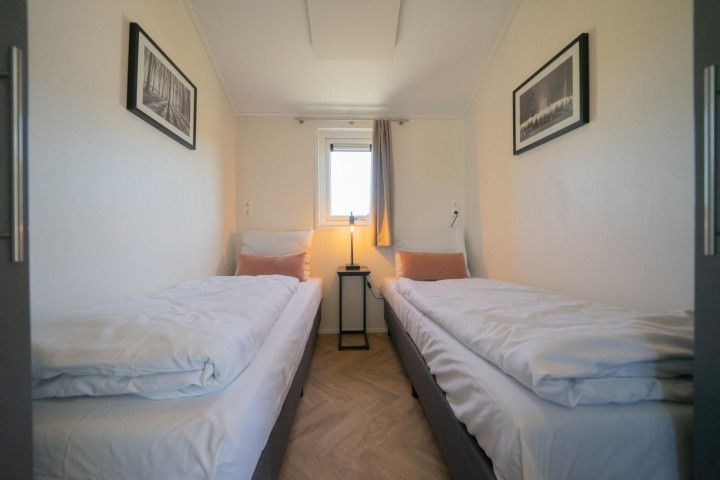 ein Schlafzimmer mit Einzelbetten