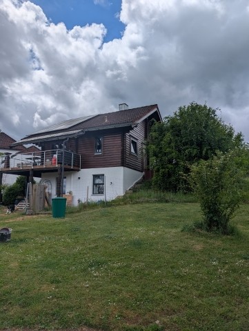 Blick vom Garten auf das Ferienhaus