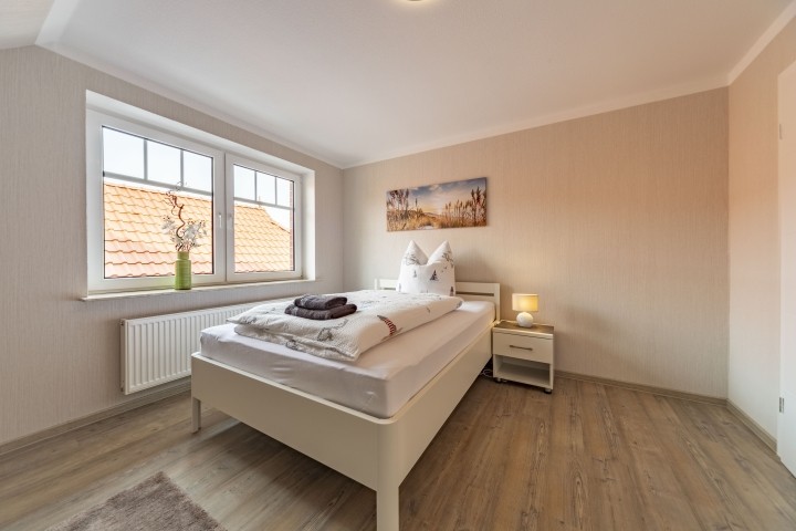 Schlafzimmer III
