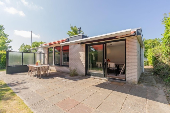 Das Ferienhaus mit sonniger Terrasse