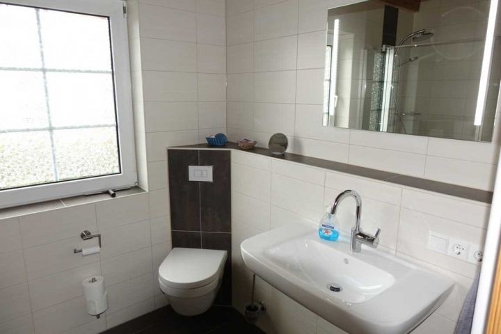 2016 renoviertes Badezimmer