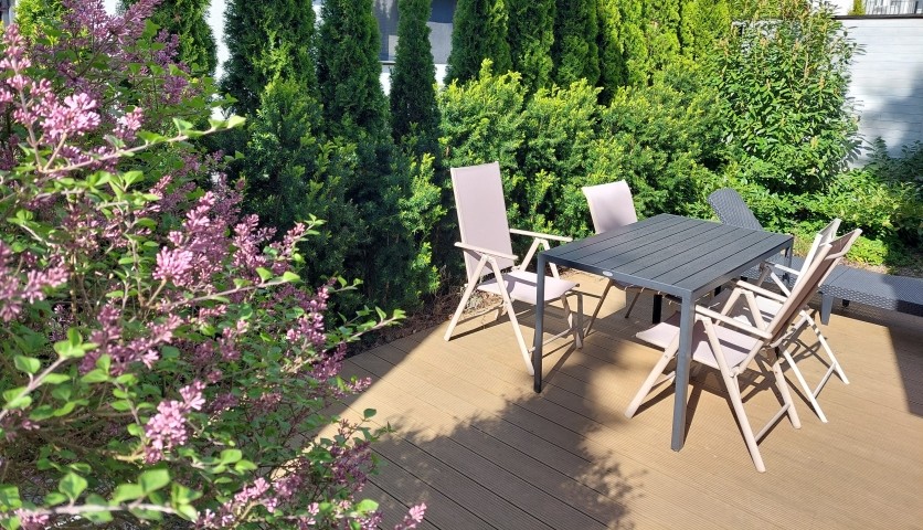 Garten mit Terrasse 