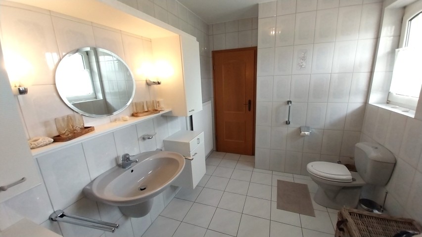 Duschbad EG