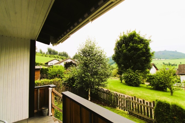 Tür auf und ab in die Natur