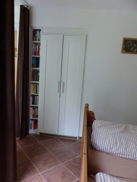Schlafzimmer 1
