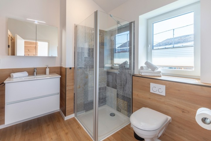 Huus Blaumees- Badezimmer mit Dusche und Sauna Huus Blaumees- Badezimmer mit Dusche und Sauna