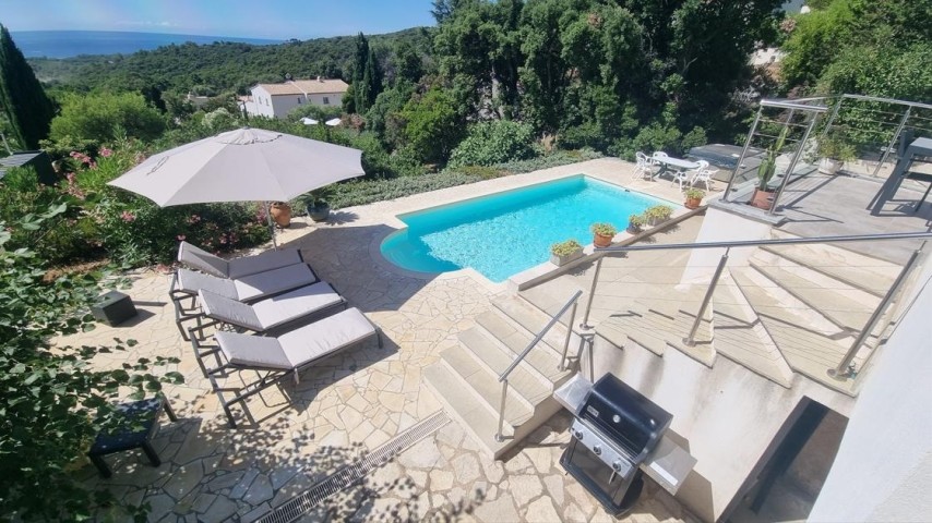 Pool, BBQ